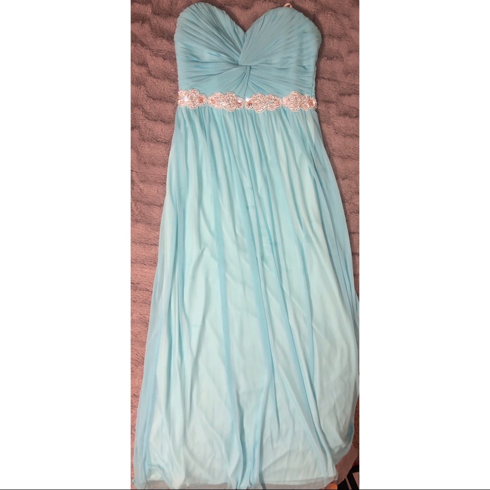 Beautiful long turquoise blue dress